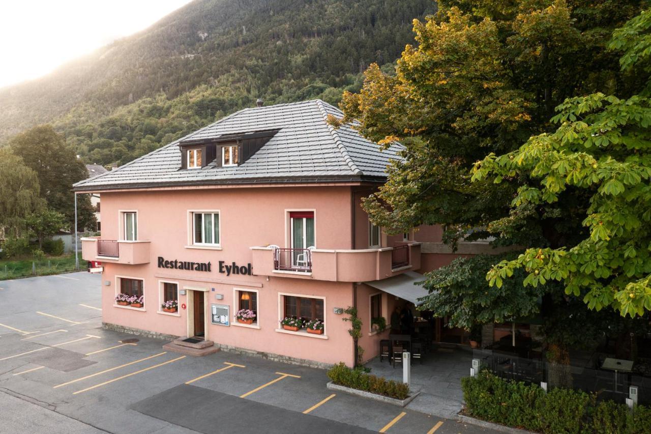 Hotel-Restaurant Eyholz Висп Экстерьер фото