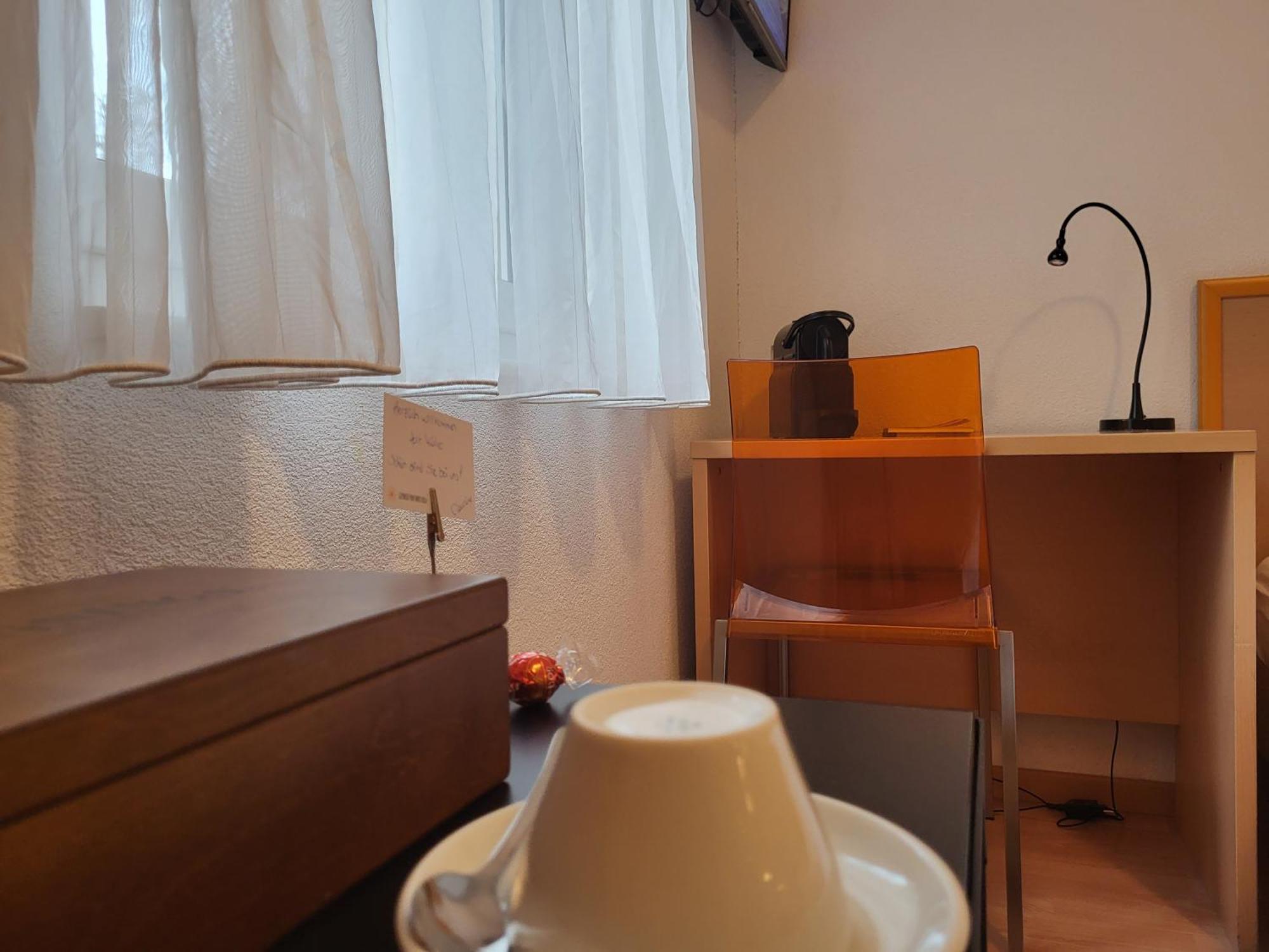 Hotel-Restaurant Eyholz Висп Номер фото